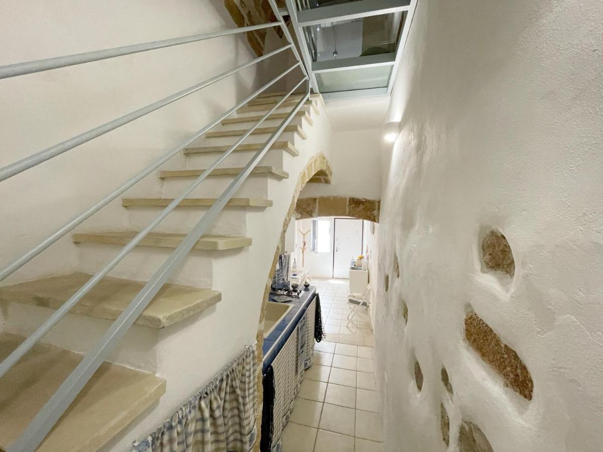 מאטינו Mediterraneo House- Casa Nel Centro Storico מראה חיצוני תמונה