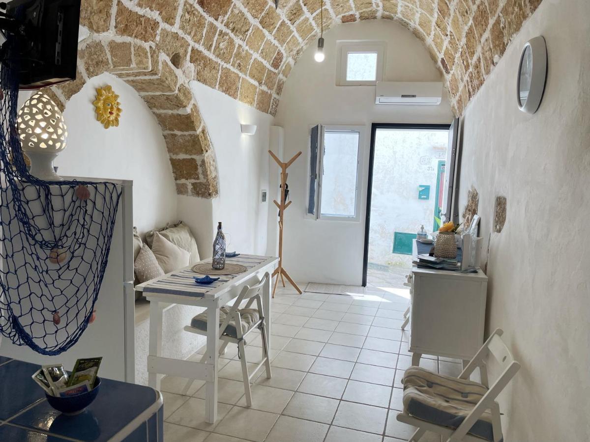 מאטינו Mediterraneo House- Casa Nel Centro Storico מראה חיצוני תמונה